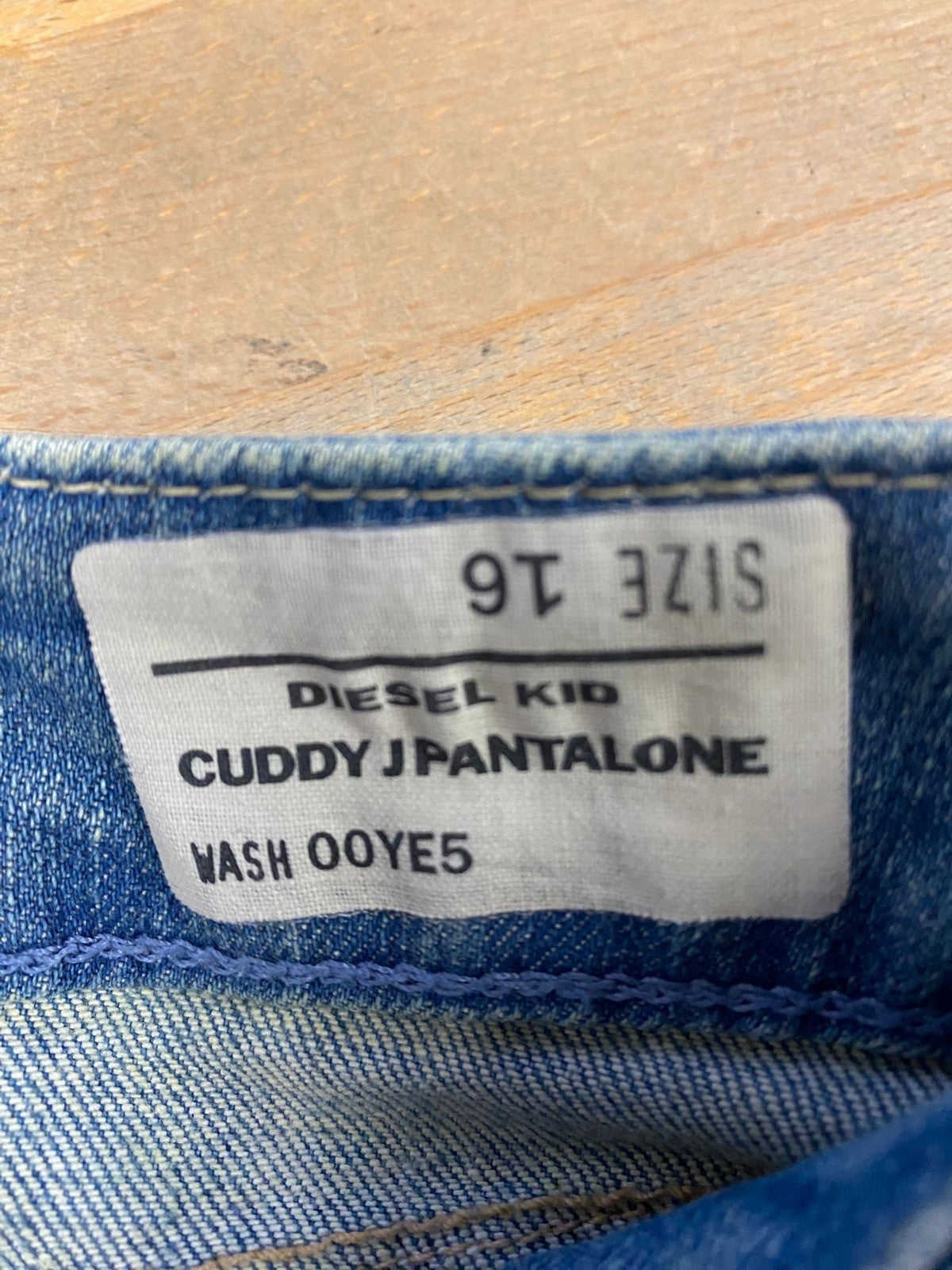 Diesel Jeans 16 Jahre Mädchen Straight Leg, schmal geschnitten