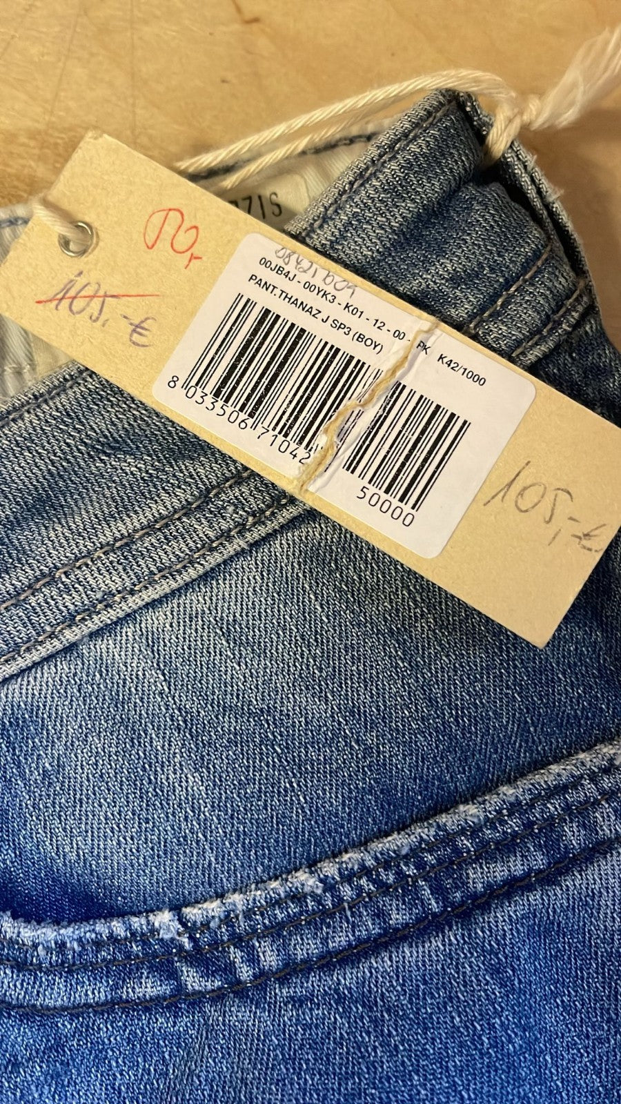 Diesel Jeans Jungen Gr. 10 140 cm Straight Leg Neu mit Etikett
