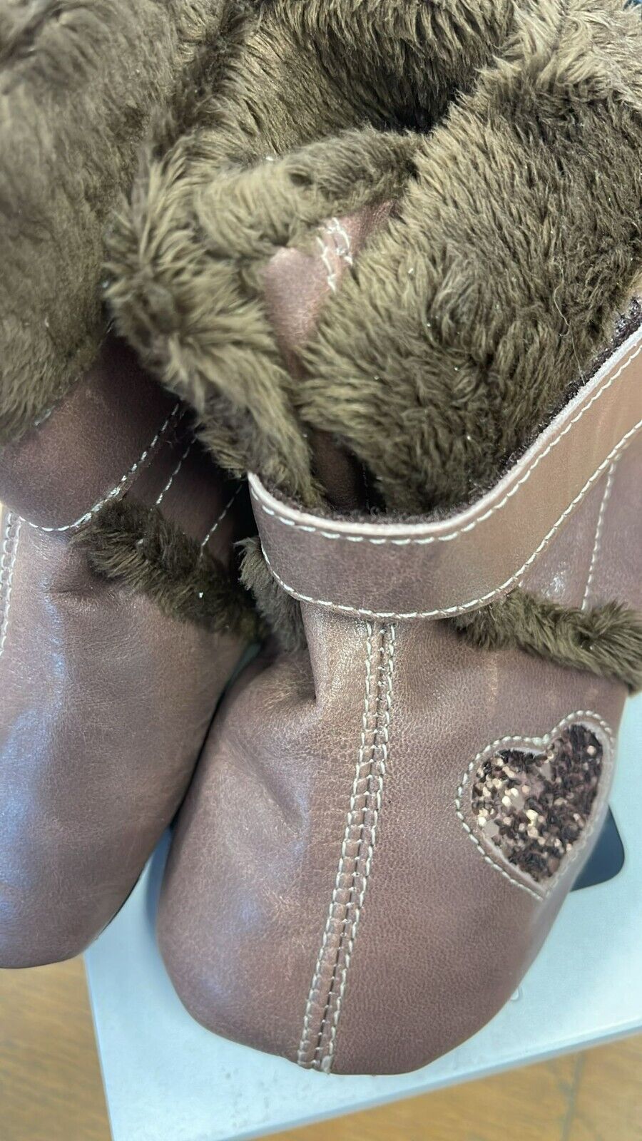 Anna und Paul Eskimo Boot gefüttert Gummisohle Leder Lammfell 22 Braun Herz